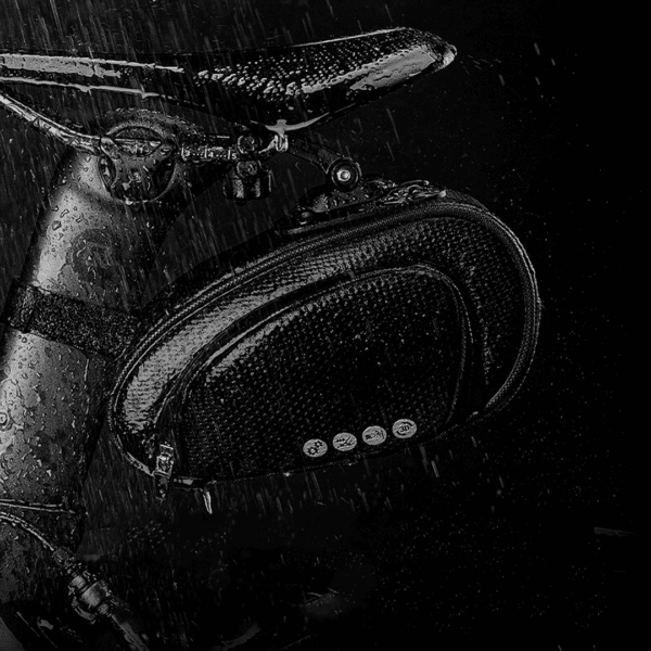 Bolsa de Selim Impermeável Para Bicicletas 1L - Rockbros ™ - Image 4